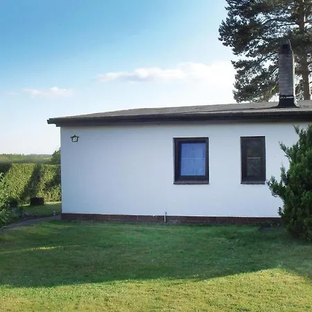 1 Bedroom Awesome Home In Mustin Holiday home Mustin (Mecklenburg-Vorpommern)