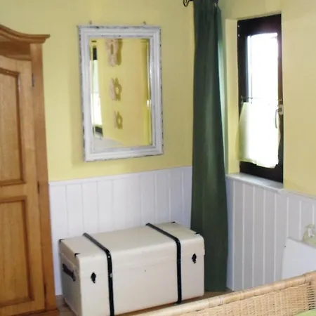 1 Bedroom Awesome Home In Mustin