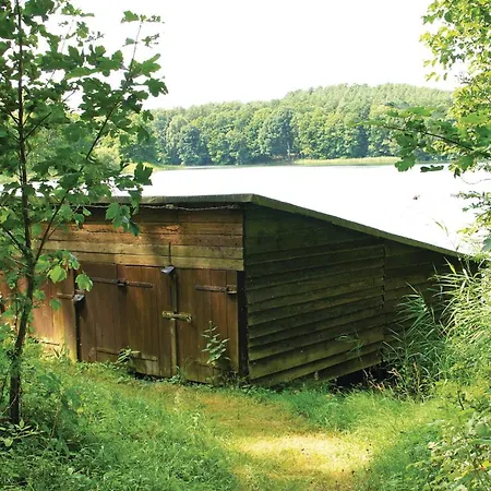 Am Scharbowsee K Mustin (Mecklenburg-Vorpommern)